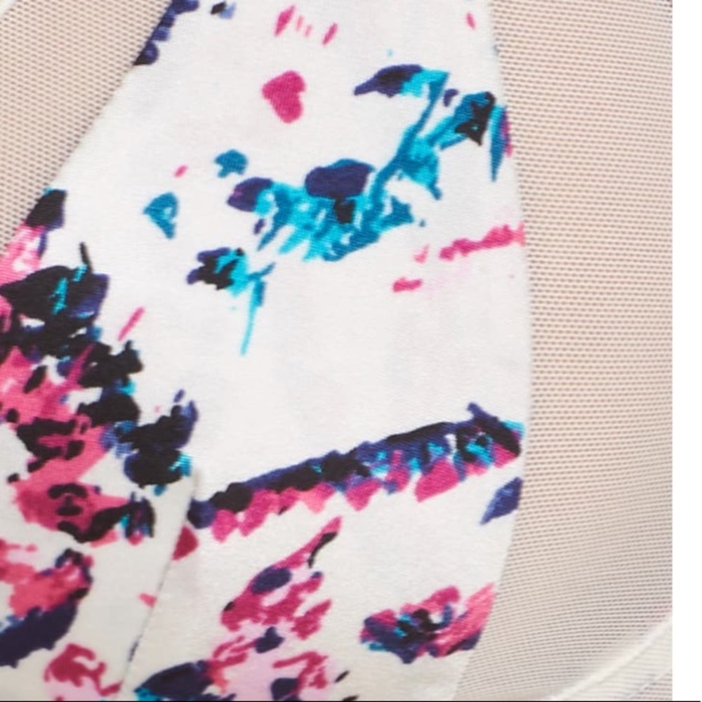 ❤️LAST ONE🎉HP🆕 Abstract Floral Longline Bralette - Picture 5 of 13